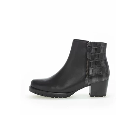 Gabor Women's Boots Black | GB46XYEAL