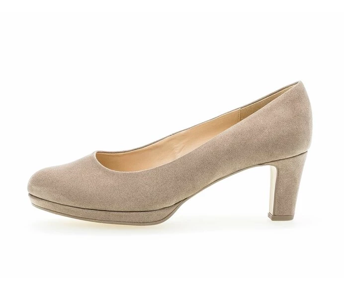 Gabor Women\'s Pumps Beige | GB06EGTKW